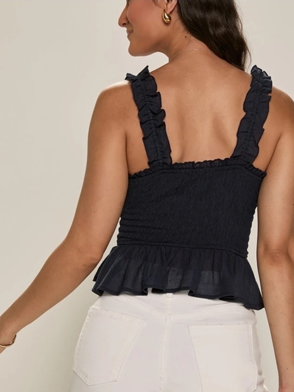 Francesca's Robin Ruched Top - Picture 5 of 11